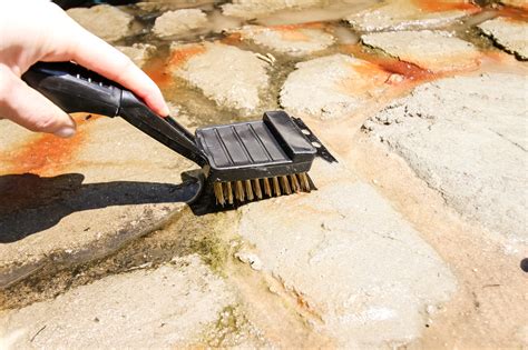 How to remove rust stains from concrete - the easy way!