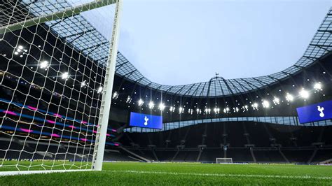 Does NFL share blame for Spurs’ injury struggles? Retractable pitch ...