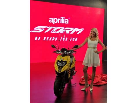 Aprilia Storm 125 | Aprilia Storm 125 price | Storm 125 reviews | Vicky.in