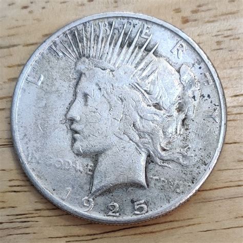 1925 Silver Peace Dollar Coin - For Sale, Buy Now Online - Item #678639