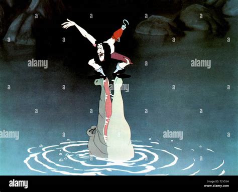 Peter pan 1953 hook hi-res stock photography and images - Alamy
