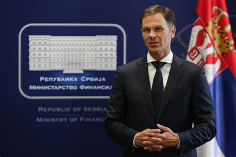 Povoljnija nabavka opreme. Mali: Privredni subjekti dobijaju ...