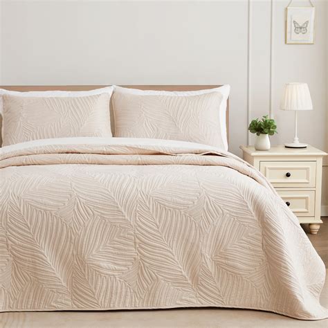 Exclusivo Mezcla Ultrasonic King Size Quilt Set Beige, 3 Piece ...