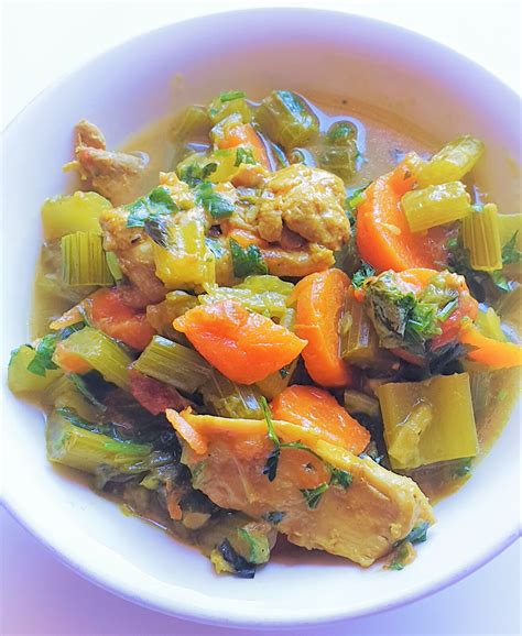 Turmeric Chicken Soup | HAPPY AND HEALTHY WITH JEN | Jen Knutson