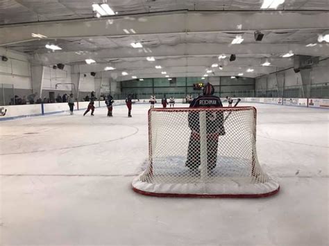 Carmel Ice Skadium - Photos | Playeasy
