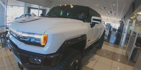 Arizona man is one of first electric Hummer owners in the country