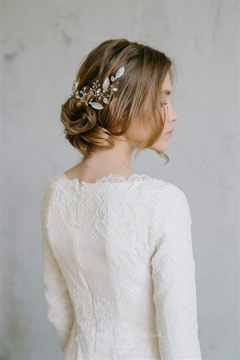 Luxurious winter lace wedding dress | Wedding Dresses & Evening Gowns by Anna Skoblikova