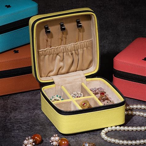 Compact Luxury Jewellery Box with Zip | Velvet-Lined Travel Jewellery ...