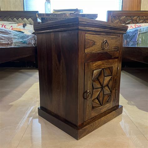 Hexa Bedside Table