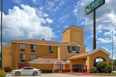 QUALITY INN BAYTOWN - HOUSTON EAST - Motel Reviews, Photos, Rate ...