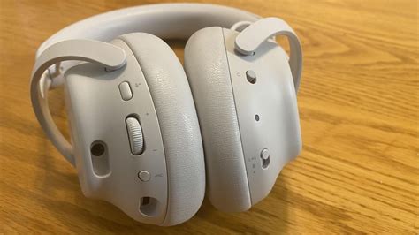 Image result for Alienware Headphones Connect