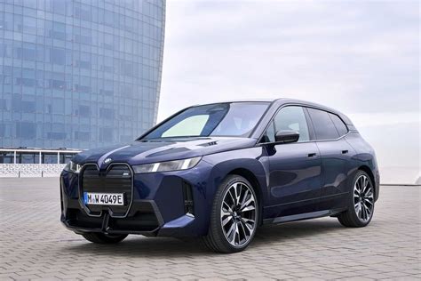 2025 BMW iX Stars In New Photos Of High-End iX M70 Build