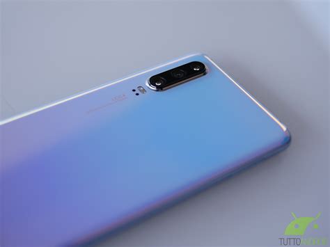 Il ban Huawei miete altre due vittime: Mate X e P30 rimossi dal sito ...