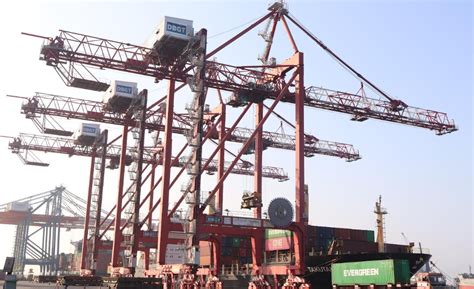 Tuticorin port sets new benchmark in container traffic