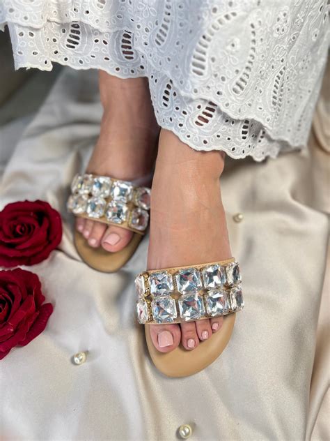 Solitaire Crystal Flats – Sandal Stories