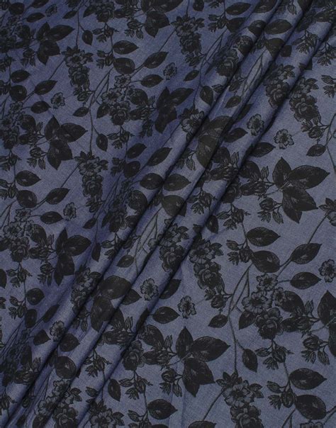 Blue base color Floral print on Cotton Chambray fabric for Women's ...