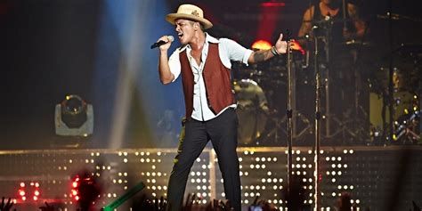 Dancing In The Moonshine: Bruno Mars Live In Singapore | Editorial