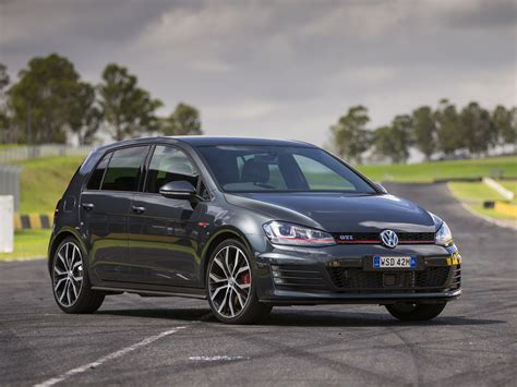 VOLKSWAGEN Golf GTI Specs, Performance & Photos - 2013, 2014, 2015, 2016, 2017 - autoevolution