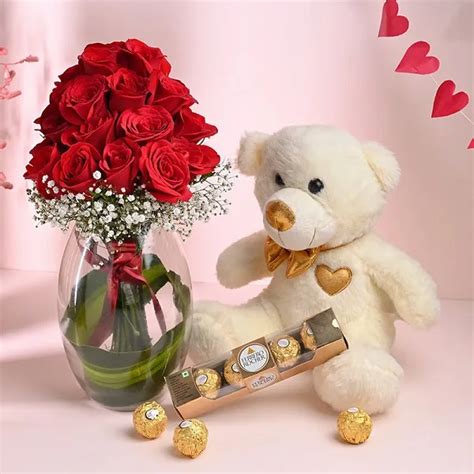Valentine Day Special Big Hamper