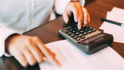Are Online Fixed Deposit Calculators Accurate? Uncovering Myths and Facts