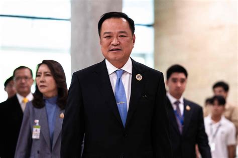 泰国总理访蓉引爆封路争议：礼宾车队畅行，市民通勤送餐受阻