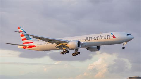 American Airlines Begins Daily Boeing 777-300ER Flights Between ...