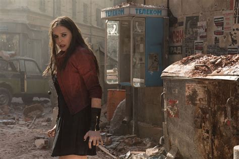 Elizabeth Olsen da detalles sobre el papel de Scarlet Witch y sobre el ...