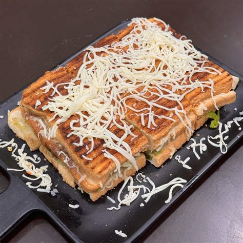 Vijay Sandwich, Airport Road, Indore | Zomato