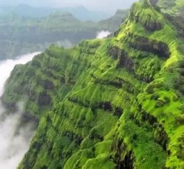 Heart-warming 4 Days Mumbai, Lavasa and Mahabaleshwar Tour Package ...