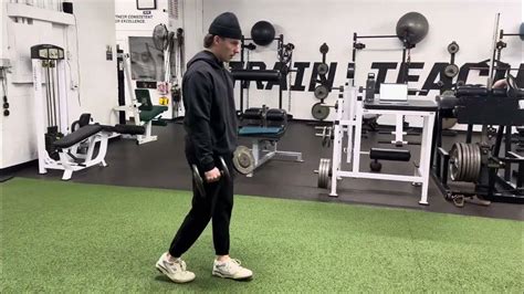 B-stance RDL - YouTube