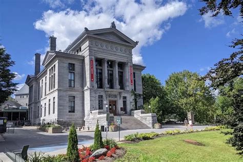 McGill University: Acceptance Rate, Admission 2026, Rankings, Courses