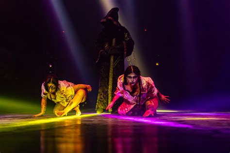 PARANORMAL CIRQUE: A Hauntingly Mesmerizing Spectacle | INFRARED MAGAZINE