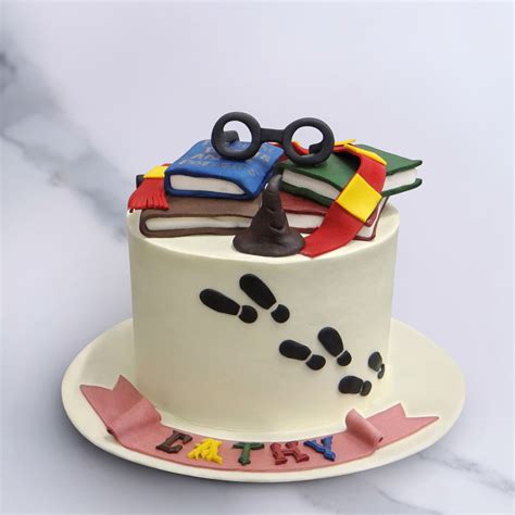 Harry Potter Cake Collection | Custom harry potter cakes | Order online ...