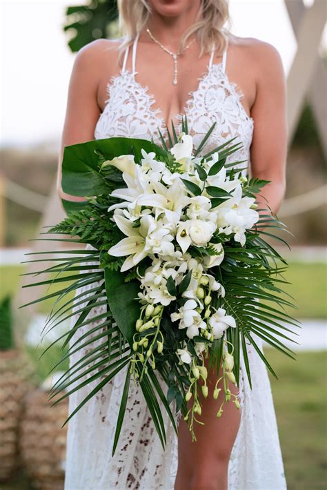 Small wedding bouquets ideas 60 photos - Vianawedding.com