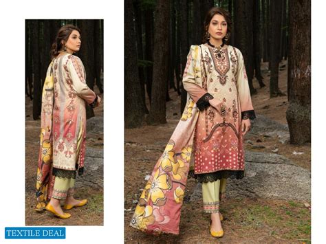 Zesh Textile Razia Bano Exclusive Pakistani Collection - textiledeal.in
