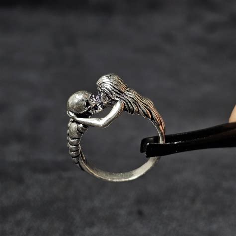Till Death Ring - Men's Statement Ring | craftNyou
