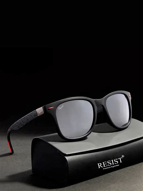 UV Protected Black Silver Reflector Wayfarer Sunglasses for Men and Wo ...