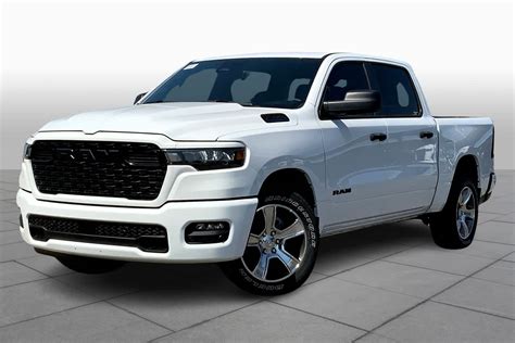 New 2025 RAM 1500 Tradesman 4×2 Crew Cab 57 Box Crew Cab in Dallas #SN570211 | Dallas Dodge ...