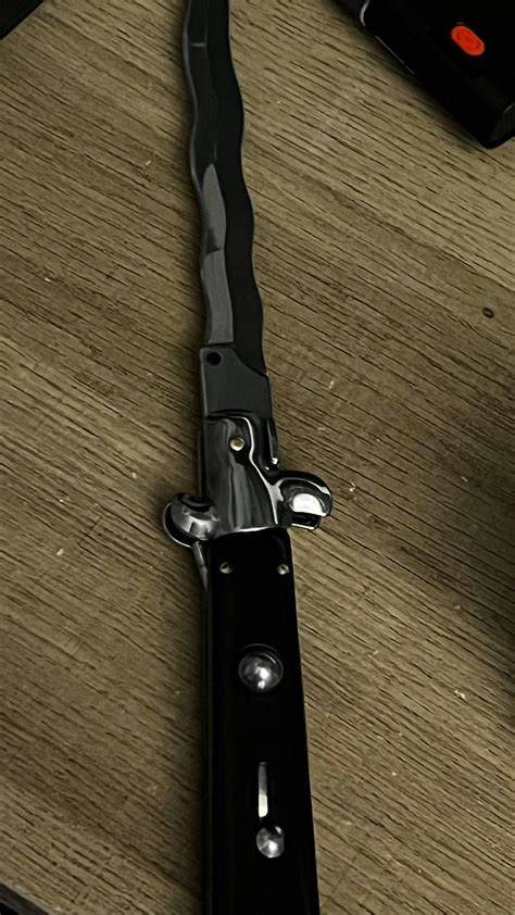 GRAVITY KNIVES – LIGHTNING OTF KNIVES