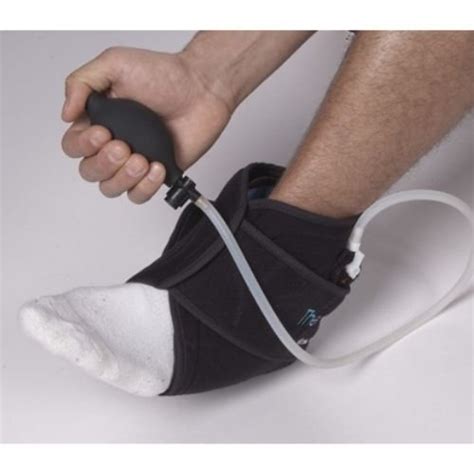 Thermoactive Hot/Cold Compression Ankle Support - Club Warehouse Sports ...