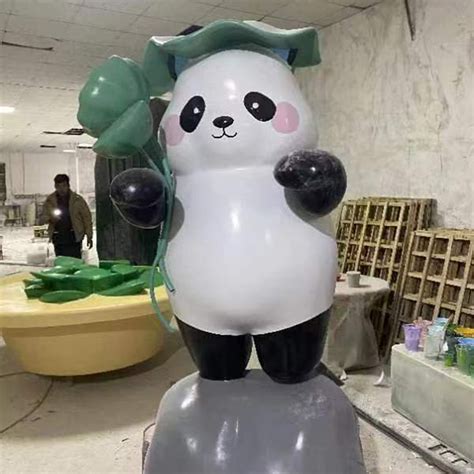玻璃钢卡通大熊猫雕塑户外景观动物小品摆件_玻璃钢雕塑定制 - 欧迪雅凡家具