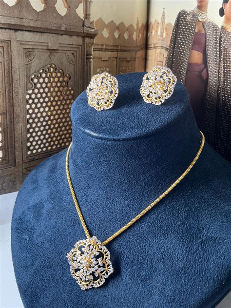 Pendant Set with Chain – ETIhouseofsilver