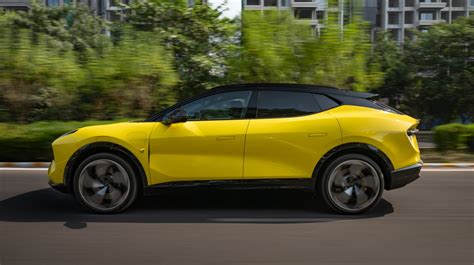 Lotus Eletre | First Drive Review