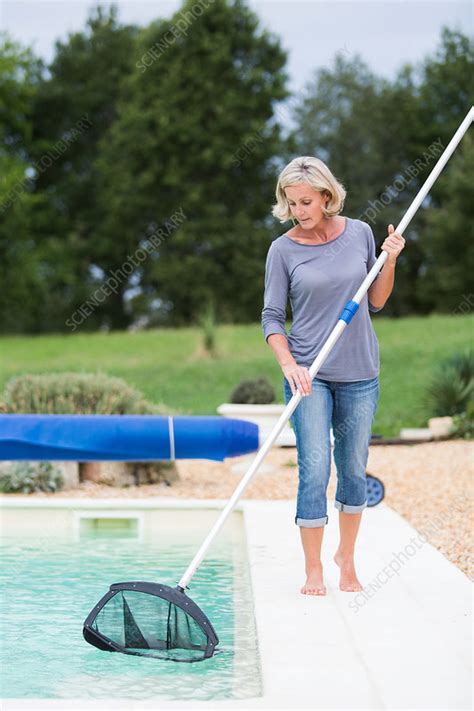 Pool Cleaning Tips Bikini 的图像结果