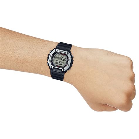 Casio Digital Black Dial Men's Watch-MWD-110H-1AVDF : Amazon.in: Fashion