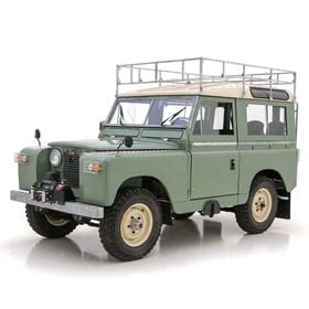 IXCLDRFK IXO Collections 1:8 Scale Land Rover 109 Series IIA (1961-69).