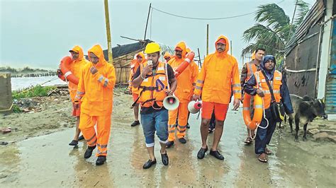 Over 1 lakh people in Bengal’s coastal areas shifted to shelters