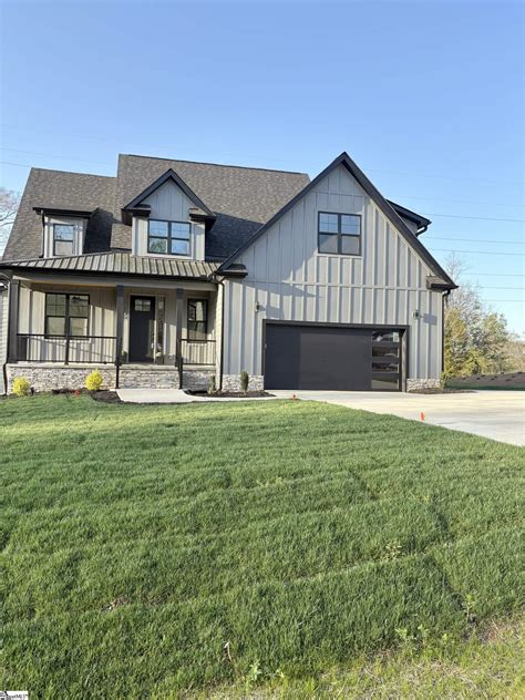 109 Horseshoe Bend Road Easley SC for sale: MLS #1547359 | Weichert