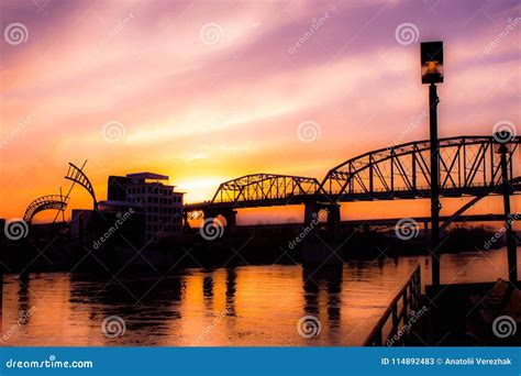 Sunrise Cumberland River Nashville TN 04/02/2018 Editorial Stock Photo ...