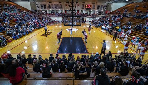 Big Indiana Gyms: Tour 13 of the largest high school gyms in the U.S.